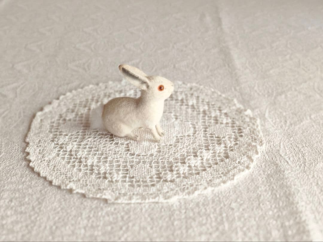 【✳︎toto✳︎さま】vintage ୨୧ 真っ白な 可愛い ウサちゃん