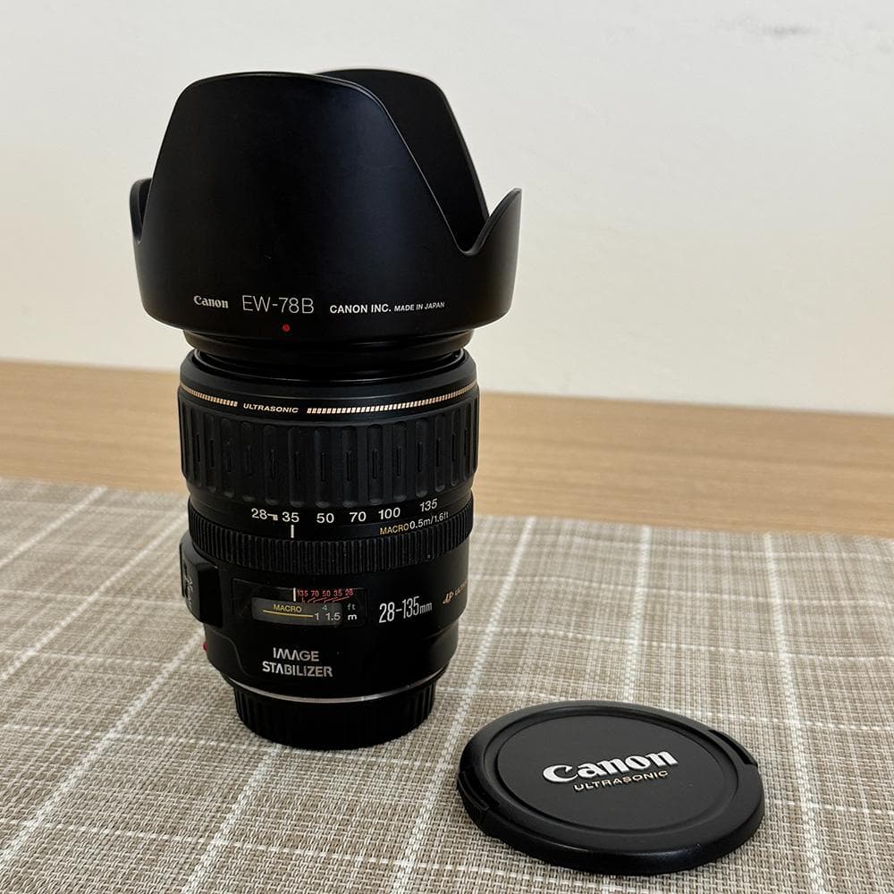 美品 Canon EF 28-135mm f/3.5-5.6 IS USM