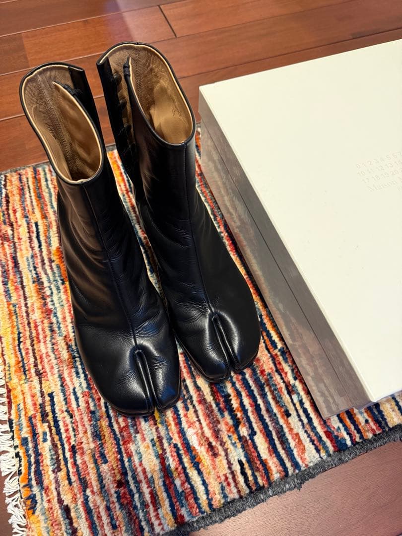 Maison Margiela Tabi 足袋ブーツ 6cmヒール 40 Maison Margiela(メゾン マルジェラ)の足袋ブーツがMAX54％OFFで手に
