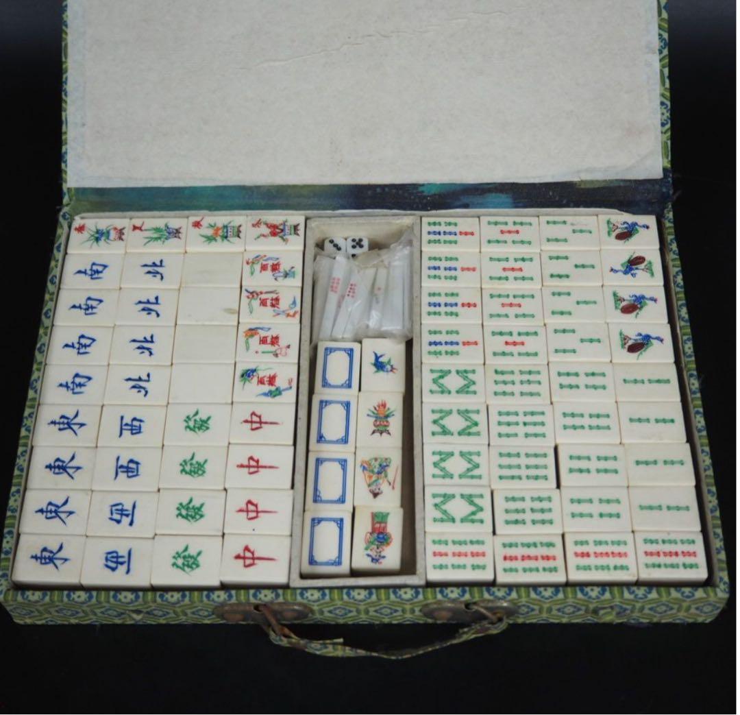 送料無料 骨面背竹麻雀牌一式 中国古玩 時代唐物 - メルカリ