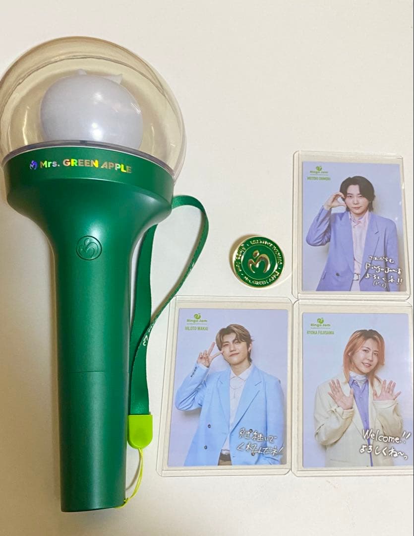 Mrs. GREEN APPLE ペンライト　ファンクラブ特典セット Mrs.GREEN APPLEペンライト未使用品、「5」ファンクラブ特典 - メルカリ