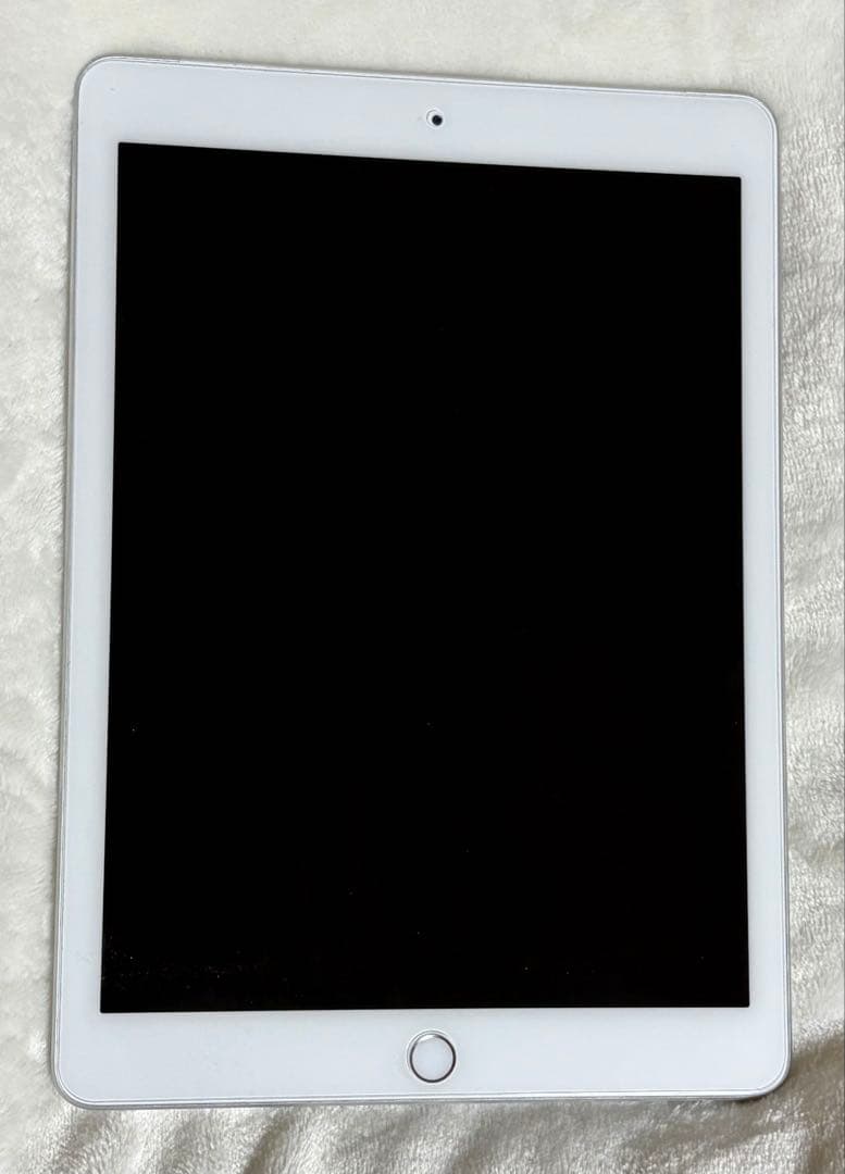 iPad 第6世代 Wi-Fi＋Cellular 32GB 動作確認・初期化済 419HTUw0P1L.jpg
