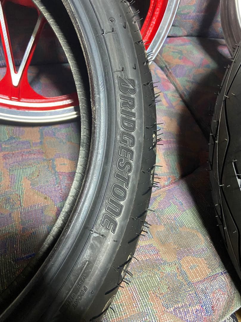 ゼファーχ 未使用タイヤ付き ブリジストン バトラックス ベアリング