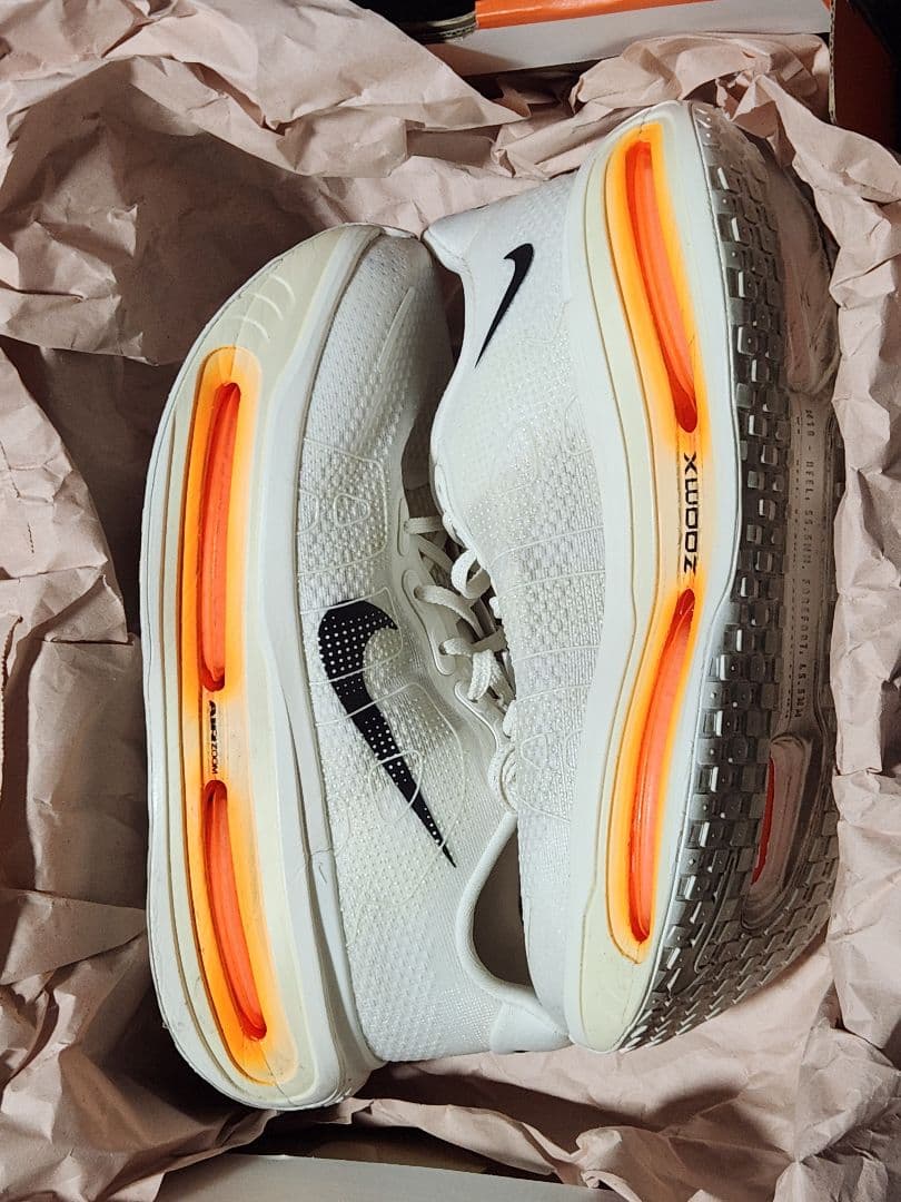 だ*る様 Vomero Premium ナイキ ボメロ プレミアム 25.0cm