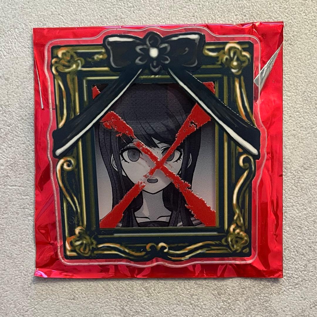 ダンガンロンパ 遺影アクリルバッジ 舞園 - メルカリ
