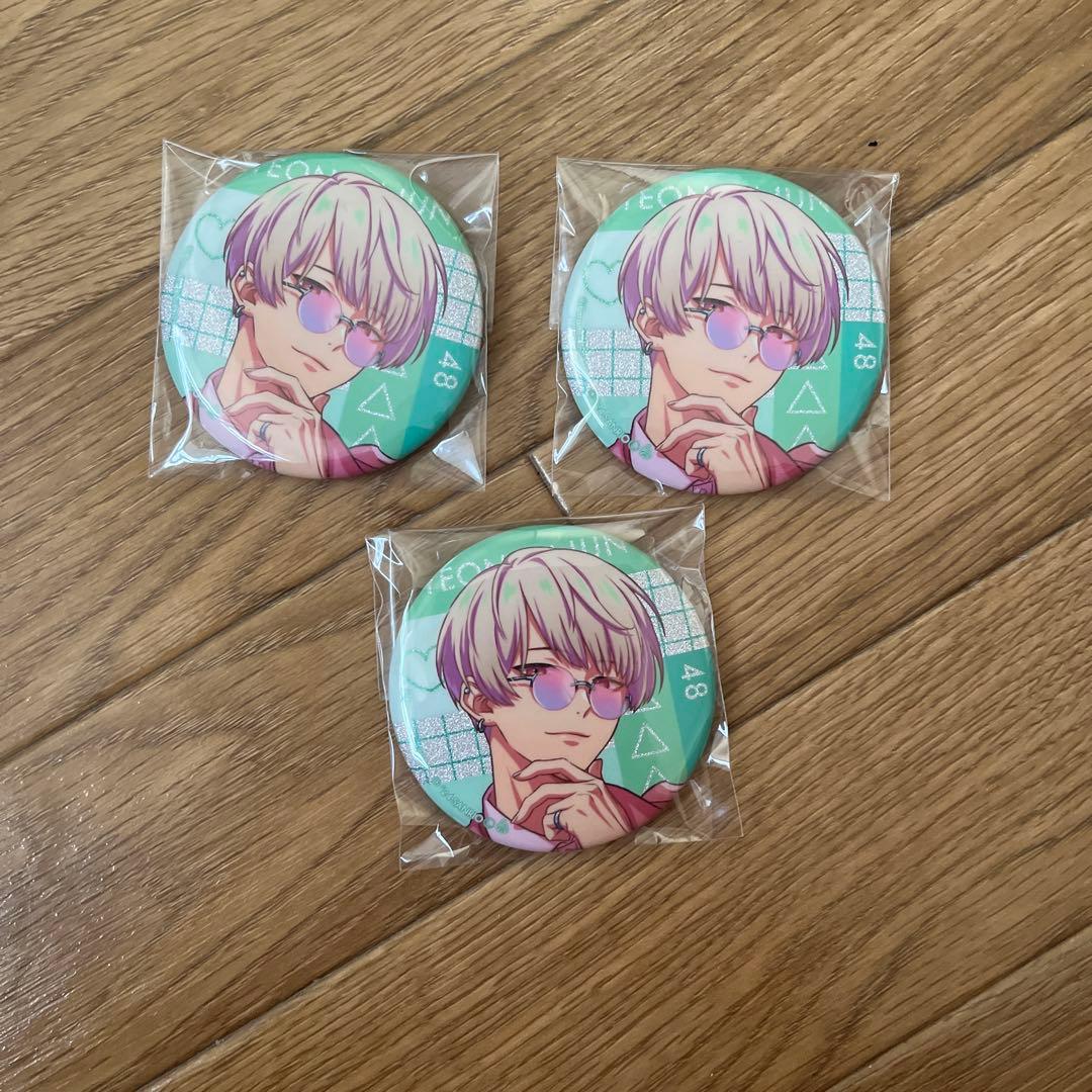 パラライ 夏準 サンリオ 缶バッジ - メルカリ