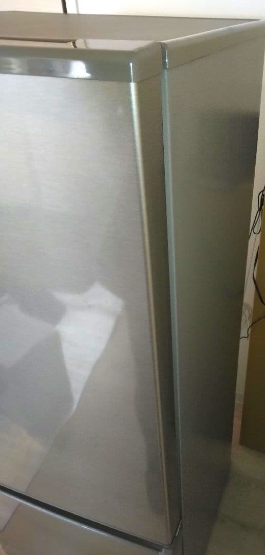 AQR-20K (S) -1形 シルバー 冷蔵庫 201L 2021年製