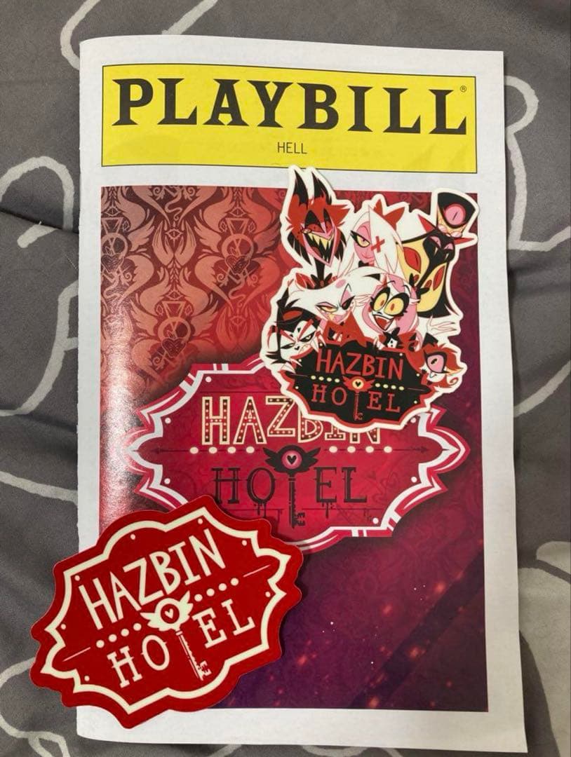 ハズビンホテル プレイビル ステッカー付き - メルカリ