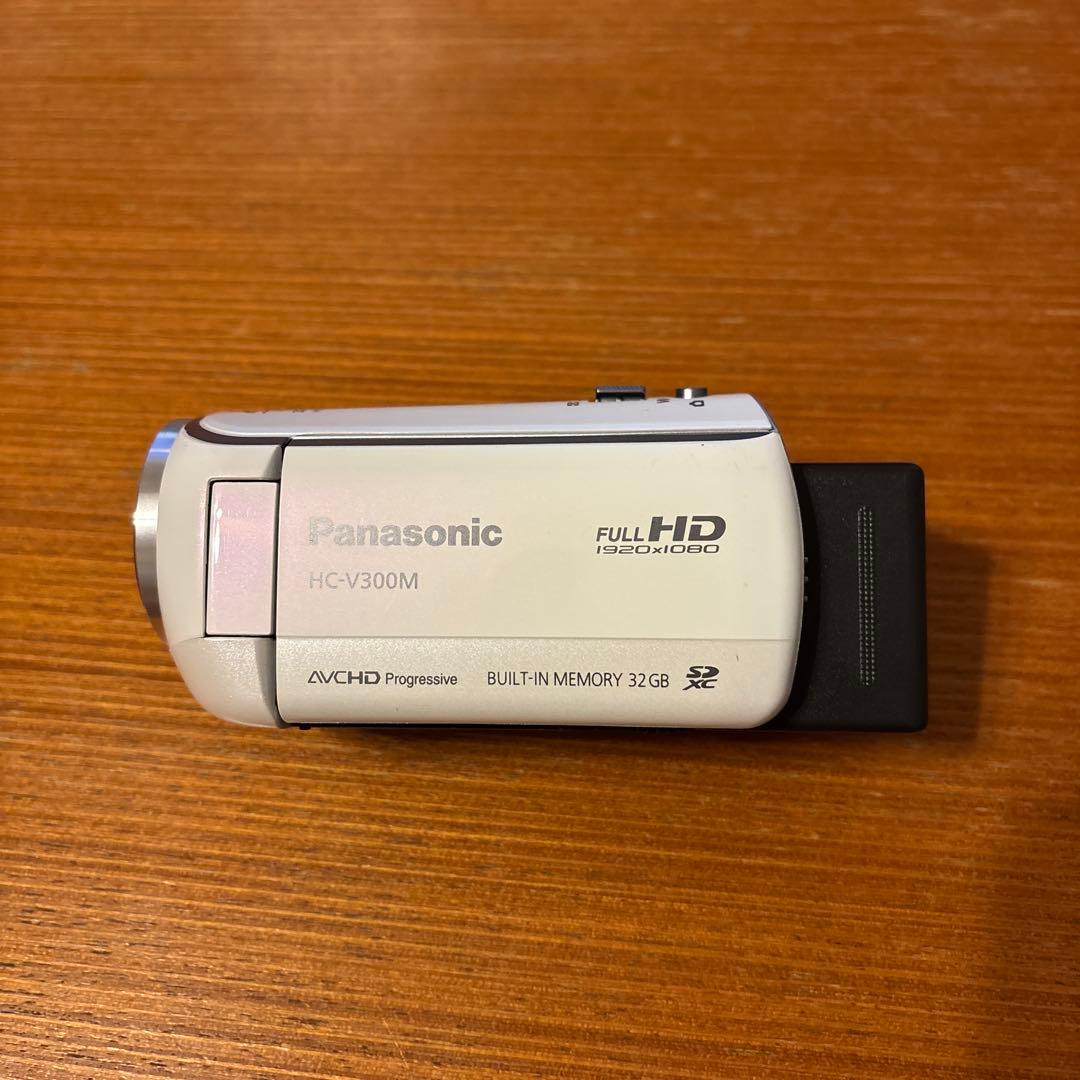 50倍ズームPanasonic HC-V300M 収納バッグ・大容量バッテリー 概要 デジタルハイビジョンビデオカメラ HC-V300M | デジタルビデオ
