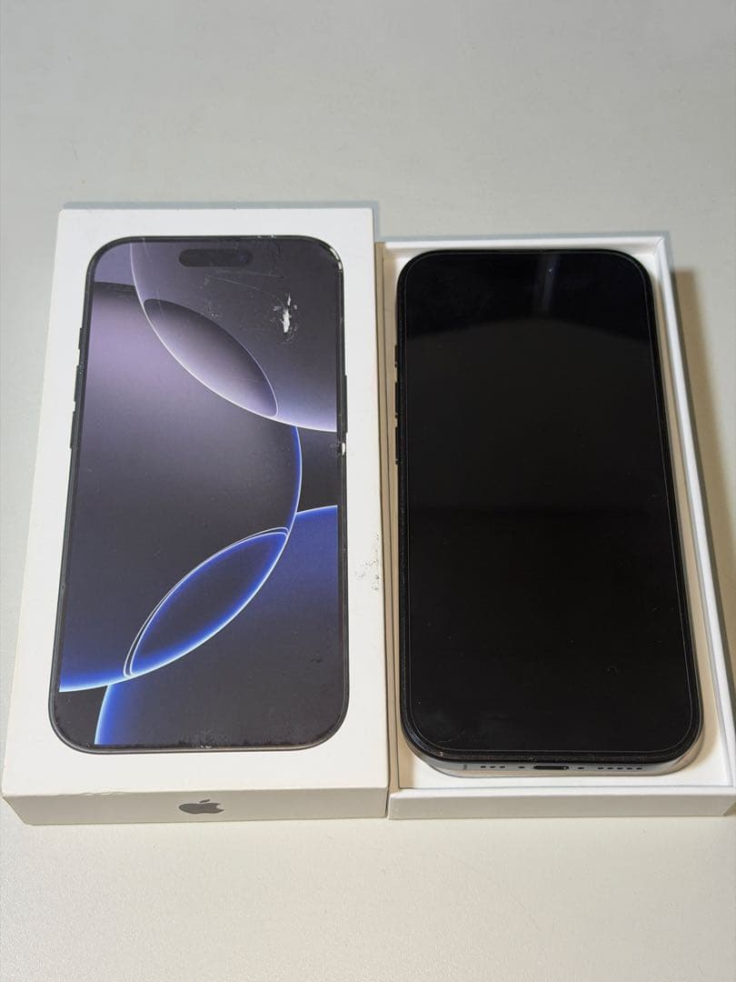 iPhone 16Pro ブラックチタニウム 512GB Amazon.com: Apple iPhone 16 Pro, 512GB, Black Titanium for Verizon