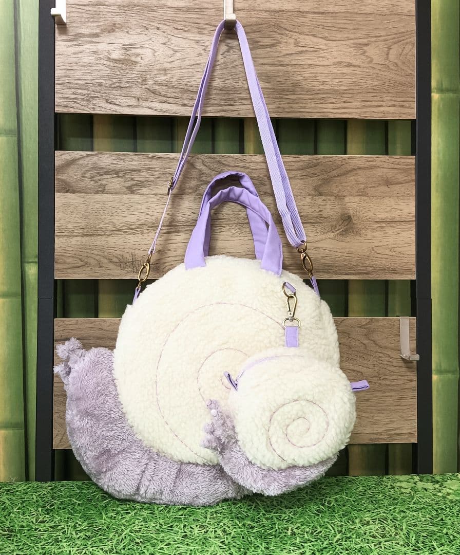 こじか様専用です カタツムリショルダーバッグ ポーチ