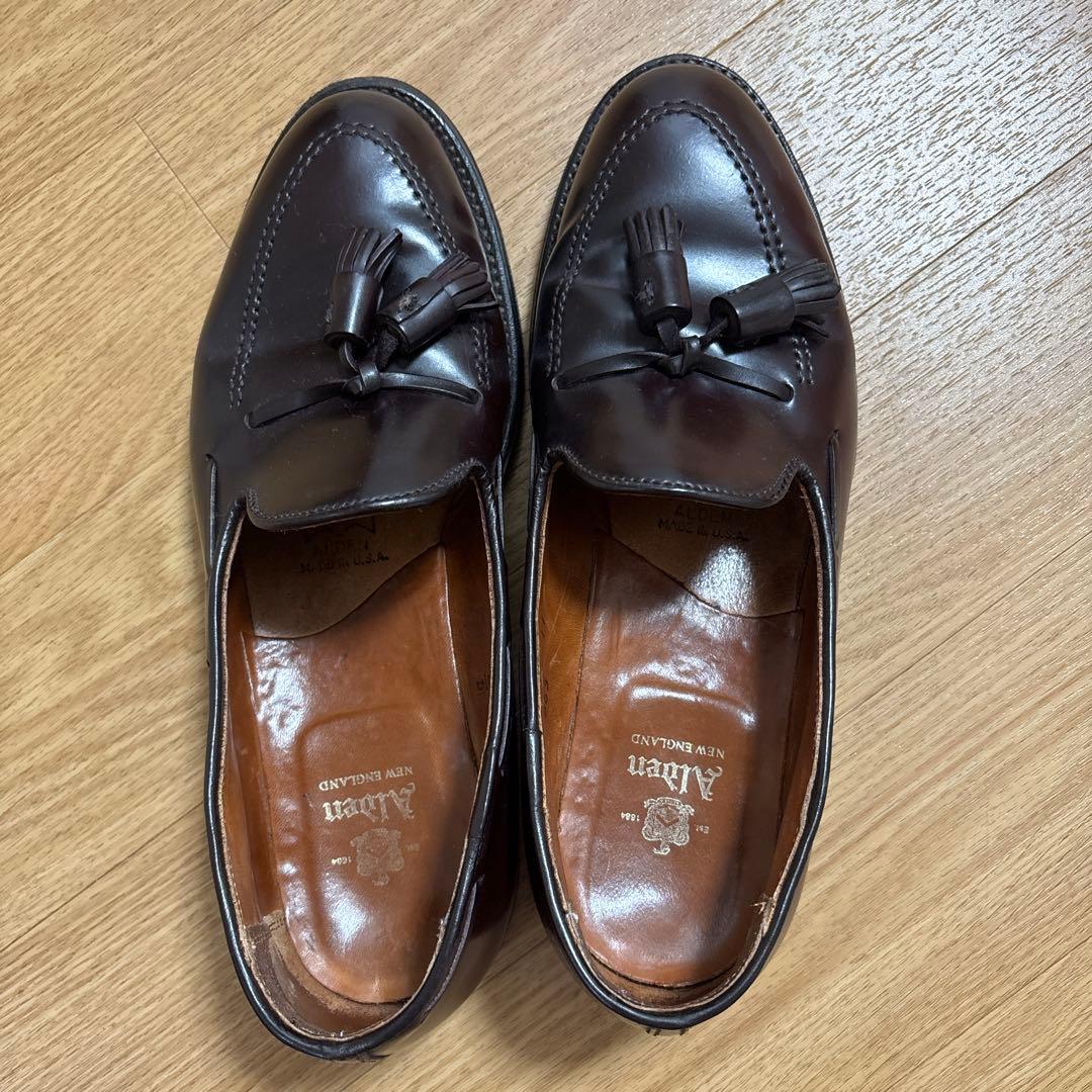 てんてけてん♫様専用オールデン タッセルローファー コードバン