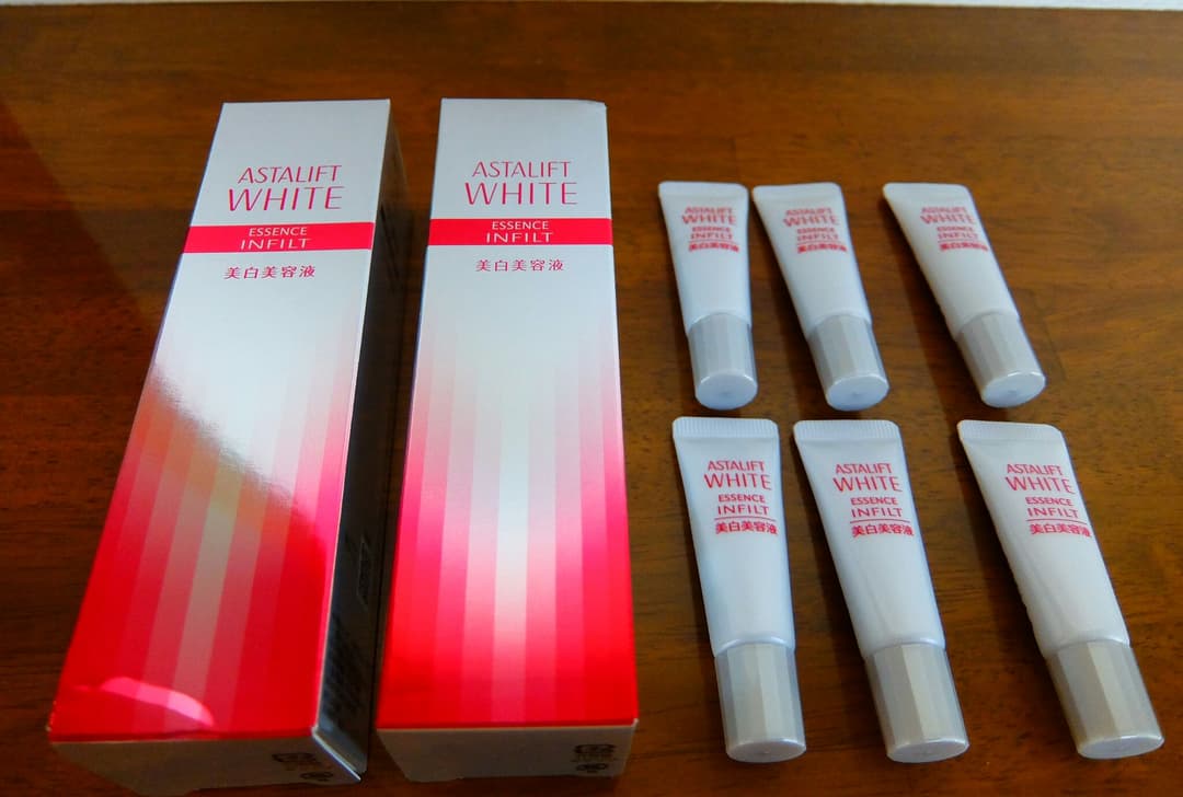 C115.116】 リチアポイントクリーム マッサージクリーム 300gウォブ