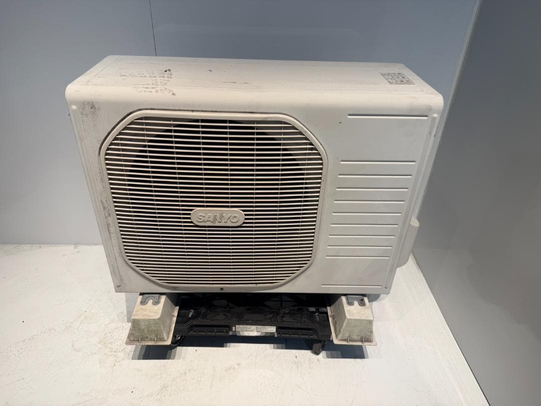 263 SANYO 2009年製エアコン 8～10畳用