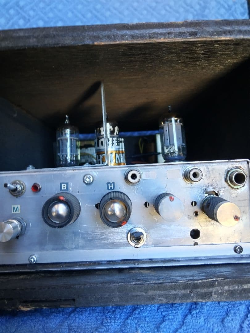 自作 マイク付き NF ステレオプリアンプ動作品の出品です。