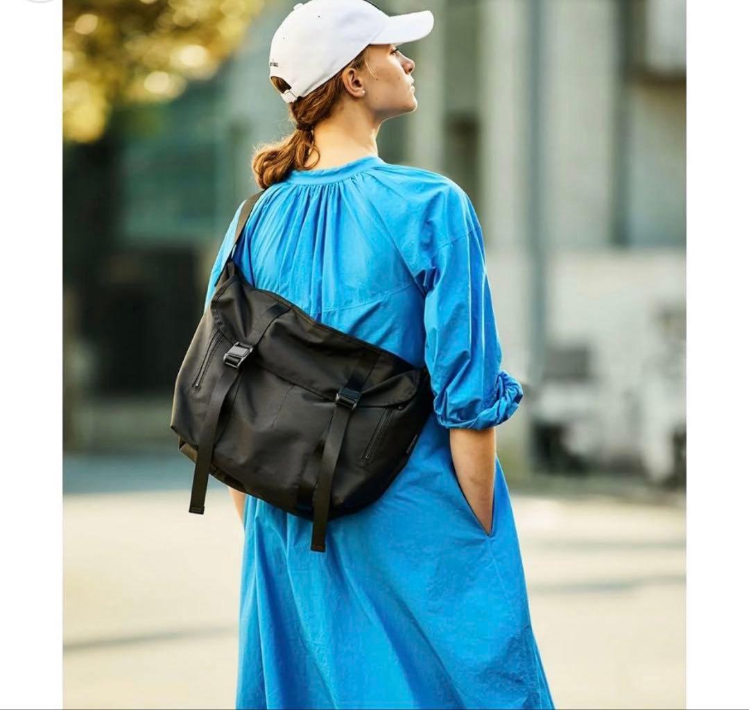 新品未使用！Shinzone別注 AMIACALVA MESSENGER BAG Shinzone（シンゾーン）× AMIACALVA（アミアカルヴァ）】MESSENGER BAG