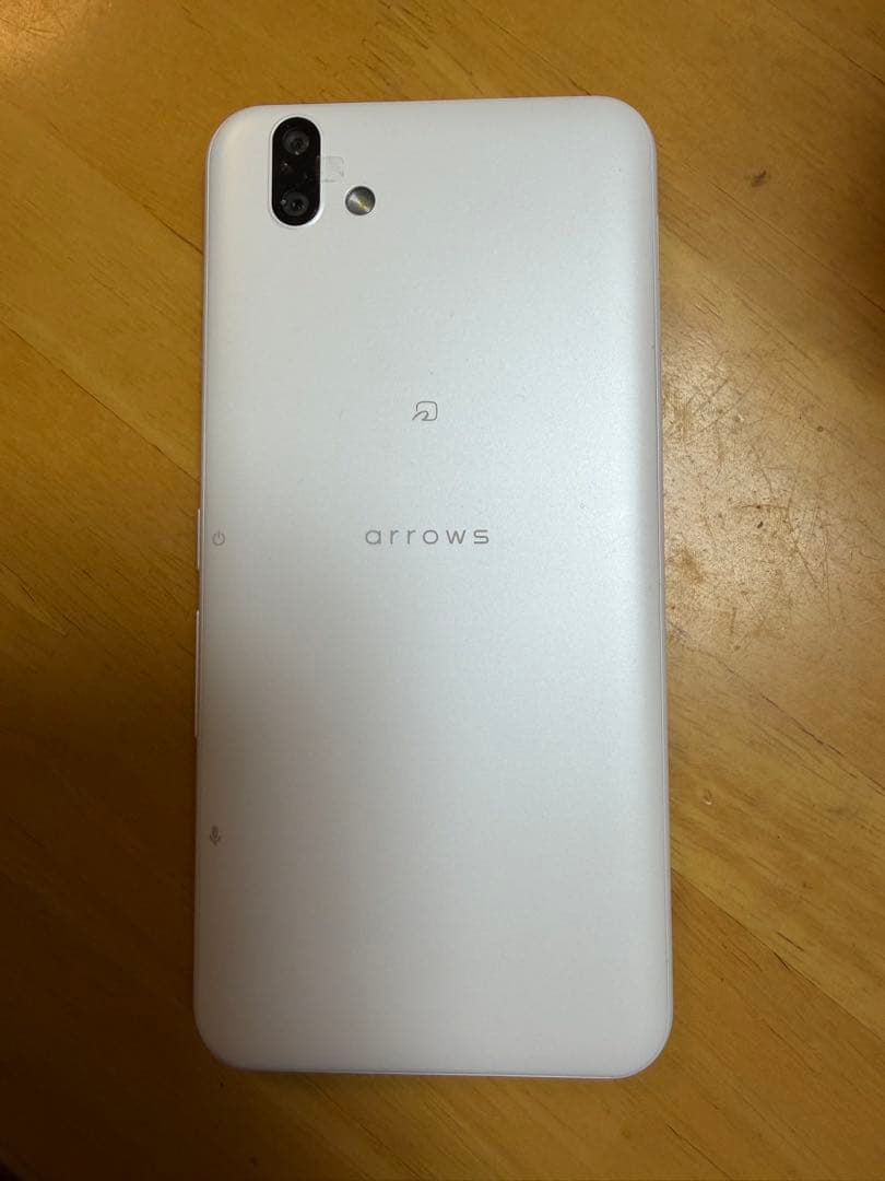 arrows スマートフォン ホワイト 本体 arrows 【 SIMフリー品】新品未使用 SIMフリー品 We F-51B White