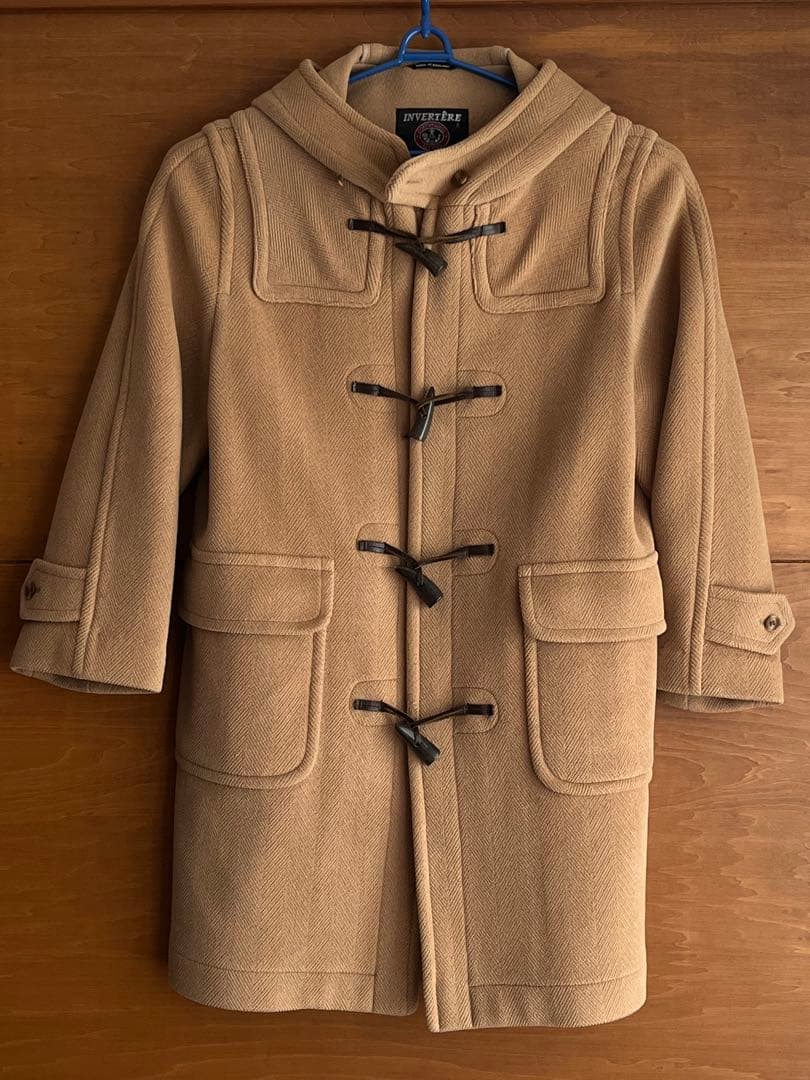 INVERTERE ベージュ ヘリンボーンダッフルコート38 INVERTERE（インバーティア） INVERTERE ／ JOSHUA ELLISウール