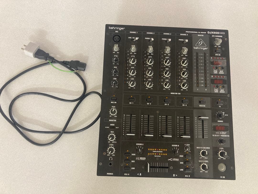 ま*ん様 Behringer DJX900USB DJミキサー Amazon.com: Behringer PRO MIXER DJX900USB Professional 5 Channel