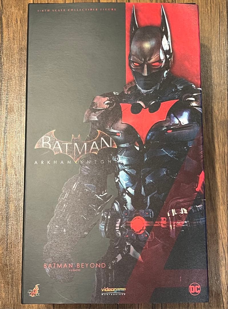 ホットトイズ　バットマン　ザ・フューチャー版 ホットトイズ バットマン(ザ・フューチャー版) レビュー : えるけーえぬ