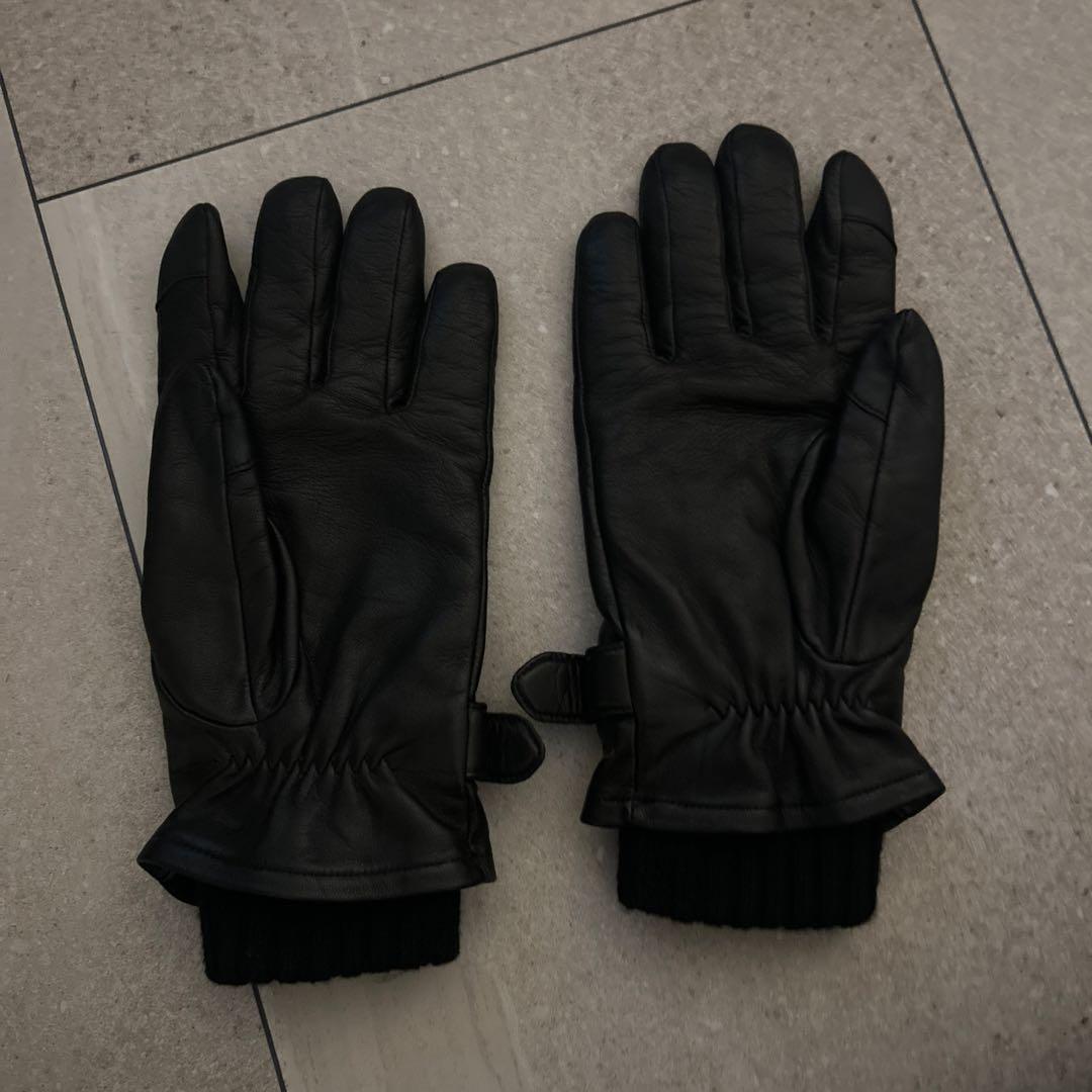 ヴィヴィアンウエストウッド バックル付きレザー手袋 黒 - メルカリ