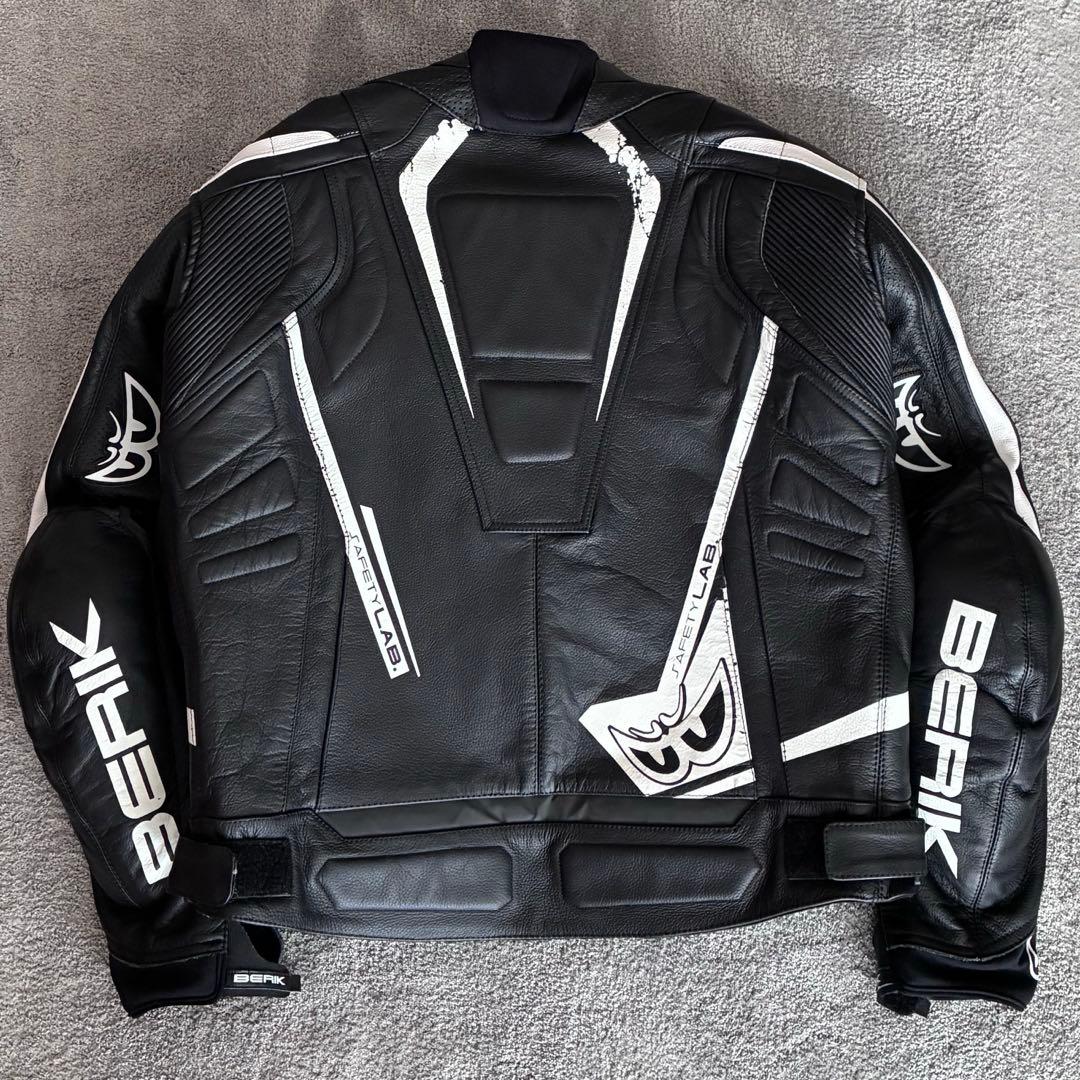 Berk レザーバイクジャケット 黒/白 - メルカリ
