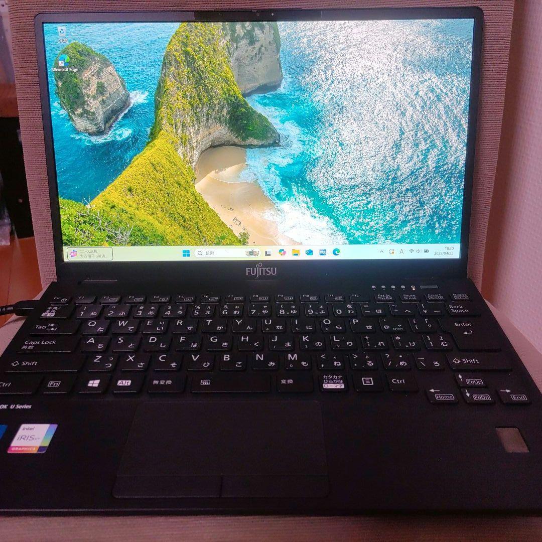 J①富士通 FMVU3401DD U9311/FW - メルカリ