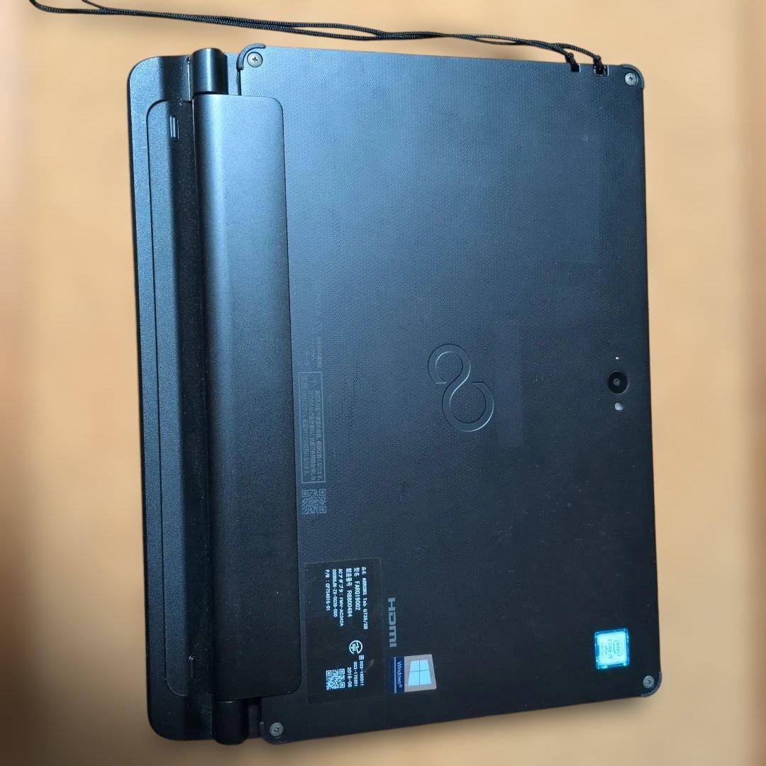 ARROWS Tab Q738/SB LTE キーボード付きバッテリー難あり - Windows