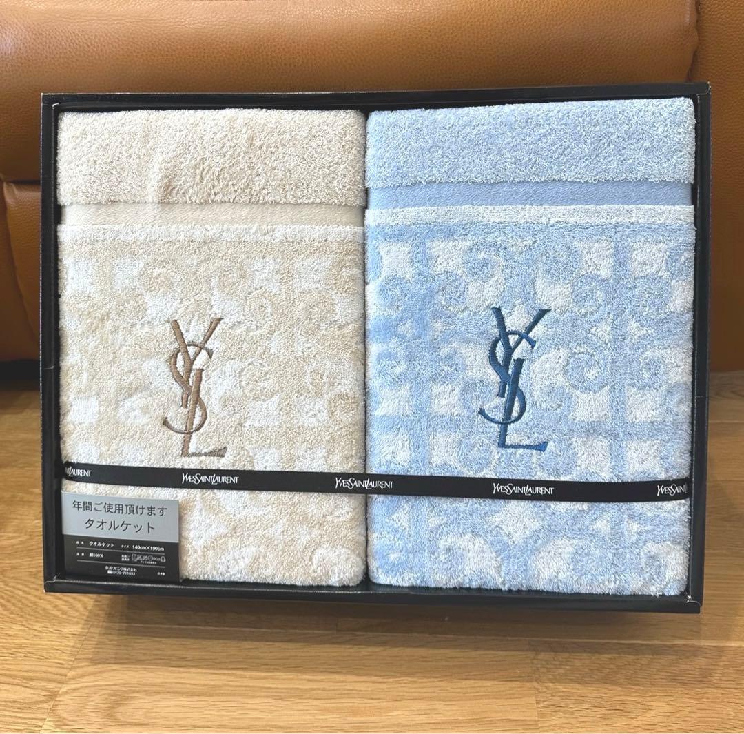 最終価格！新品 イヴサンローラン タオルケットセット - メルカリ