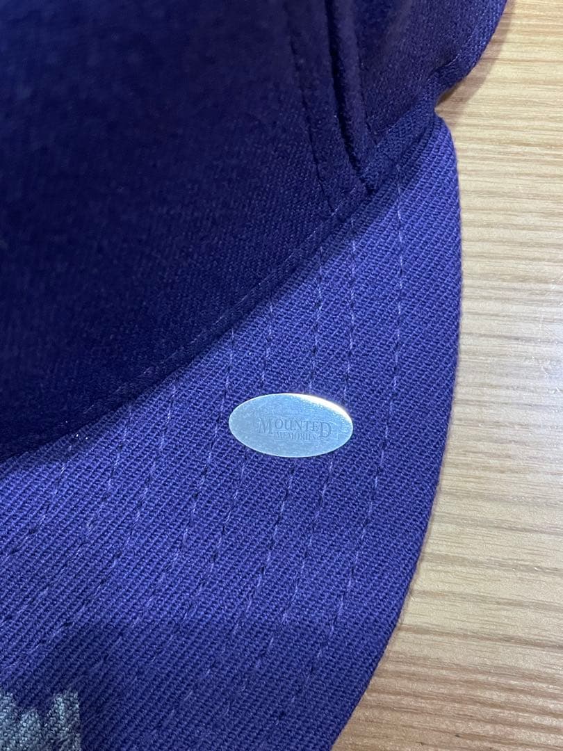 ランディ・ジョンソン 直筆 サイン入り キャップ 証明書付き - メルカリ