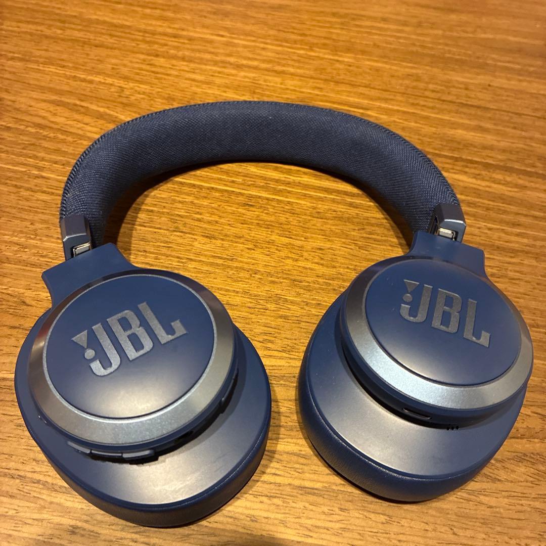 JBL ワイヤレスヘッドホン ブルー　箱無し JBL ワイヤレスヘッドホン ノイズキャンセリング対応 ブルー