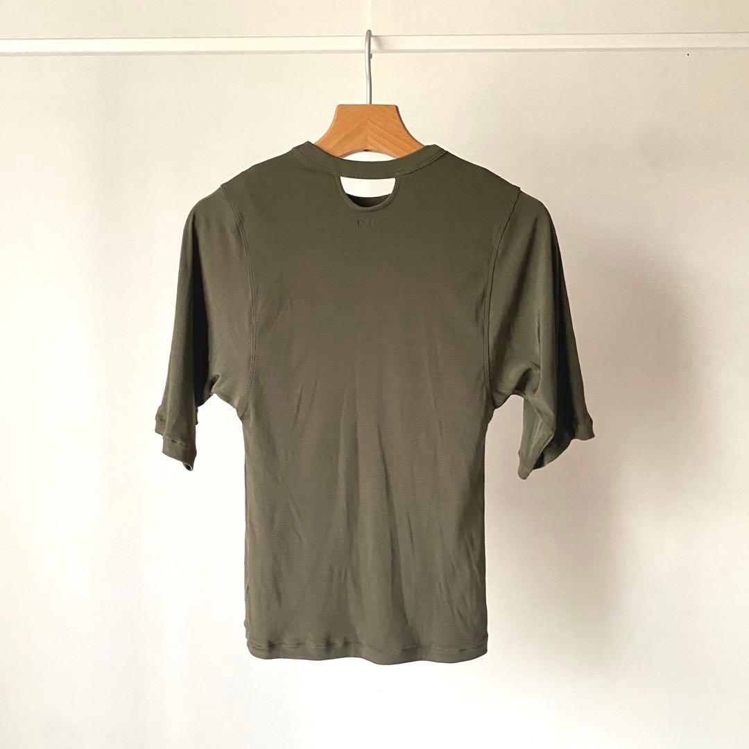 DÅWN No.4 CUP IN SHORT SLEEVES カーキ トップス - メルカリ