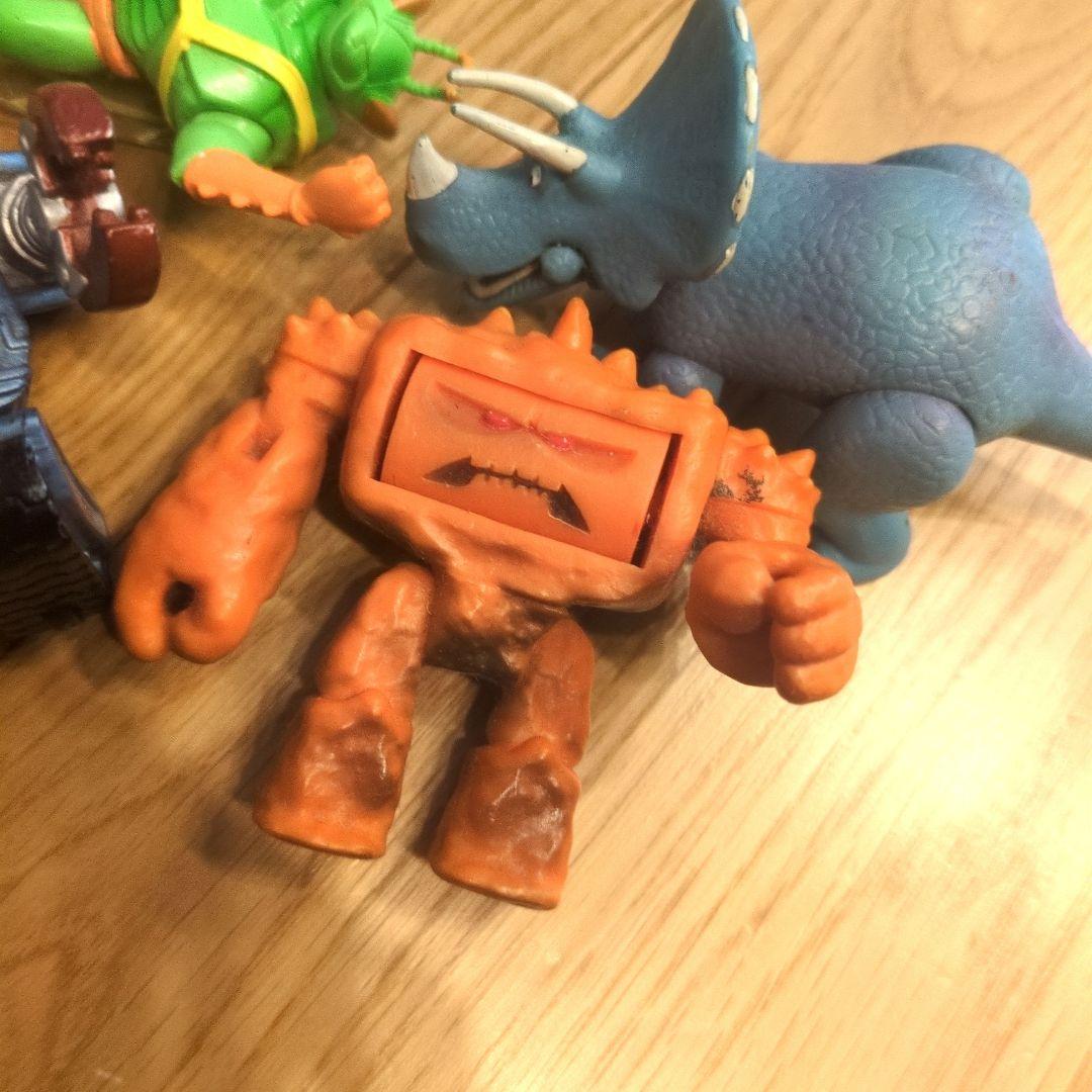 トイストーリー フィギュア トゥイッチ スパークス トリクシー