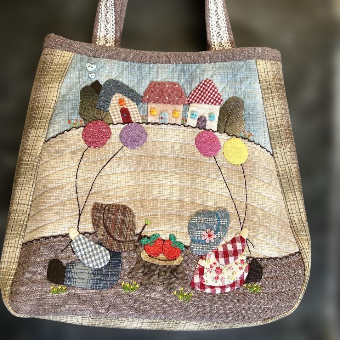 ハンドメイドパッチワークバッグ スーちゃん - メルカリ