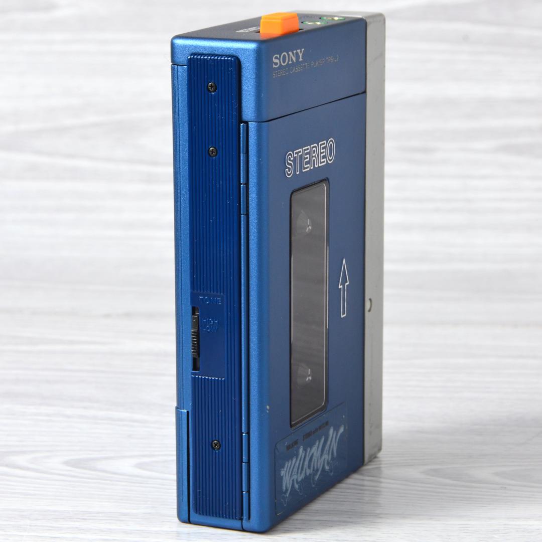 SONY 初代WALKMAN TPS-L2 カセットウォークマン ケース 整備済 - メルカリ