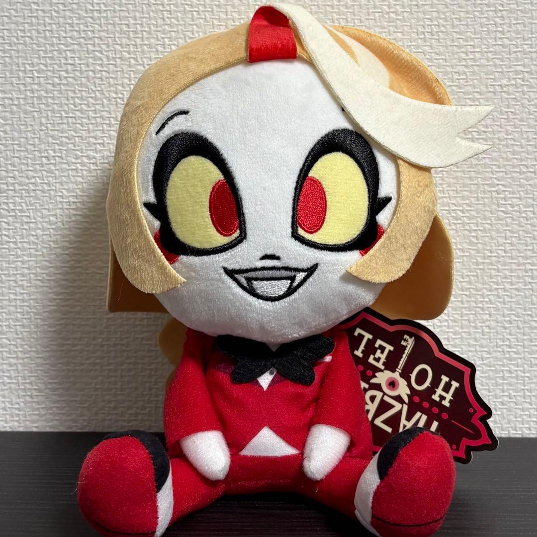 ハズビン・ホテルへようこそ おすわりぬいぐるみ チャーリー ラウンド