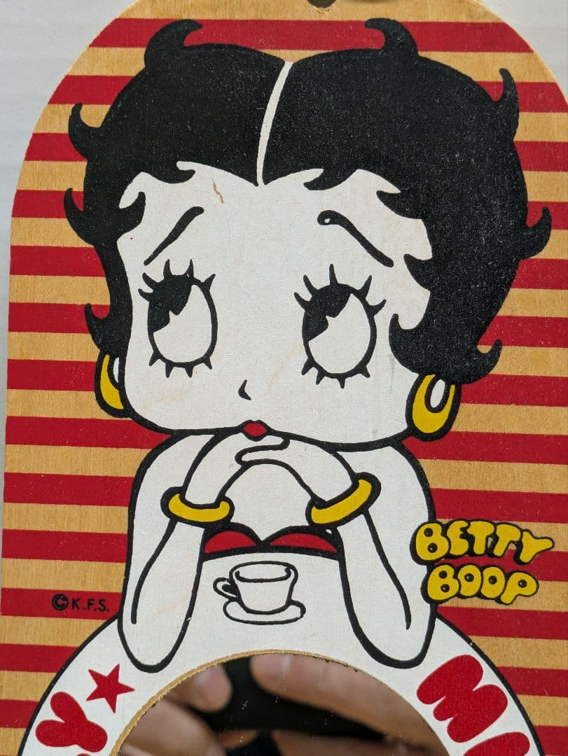 ベティ・ブープ（ベティちゃん）」の昭和レトロな木製ミラー（ラブリー