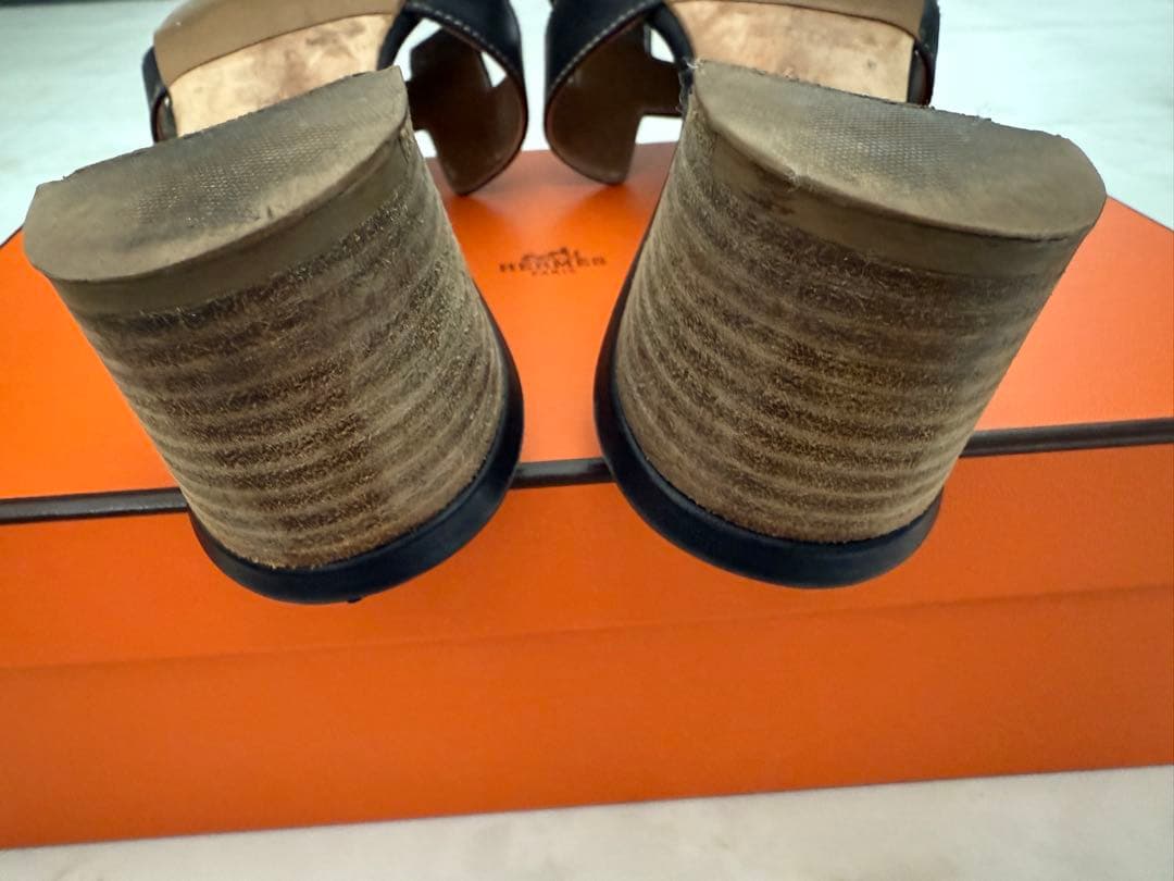 HERMESエルメス　レディスサンダル 《オアジス》黒　38.5