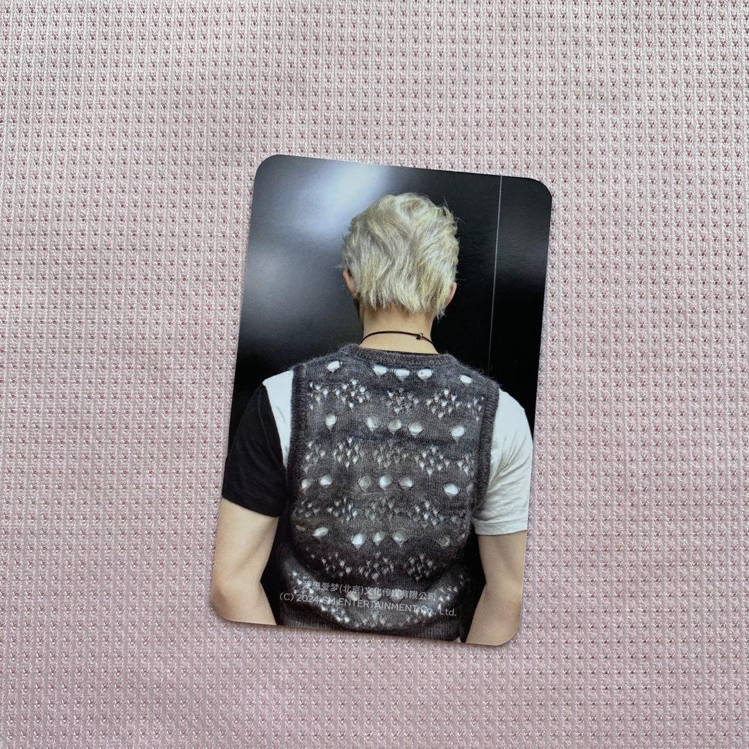 WayV ウィンウィン ACRYLIC TURNING STAND トレカ