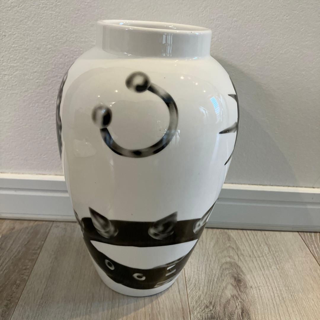 supreme シュプリーム Studded Collars Vase 花瓶 - メルカリ