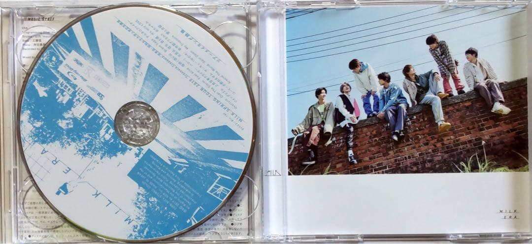 M!LK ERA WIZY限定盤 CD+Blu-ray トレカ ミルク - メルカリ