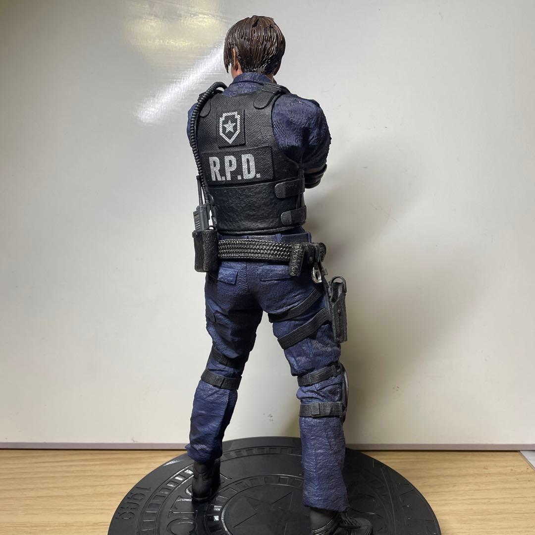 バイオハザードre2 コレクターズエディション レオン フィギュア