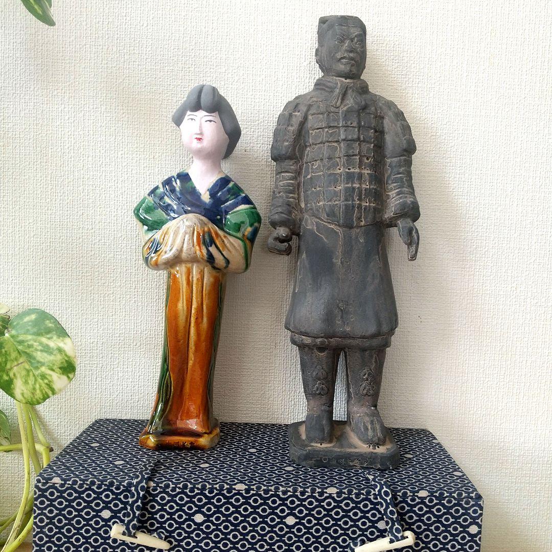 中国土産 唐三彩 婦人俑 箱入り/ 兵馬俑 兵士人形 工芸品置物 二体