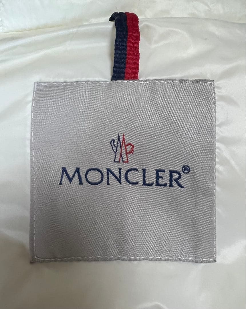 MONCLER ダウンジャケット カーデーレ ホワイト《1日限定値下げ‼️》