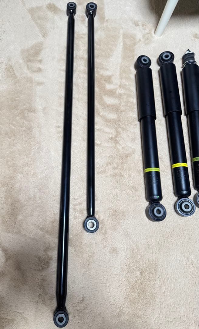 新車外し 新型ジムニーJB64型サスペンション フロントショック