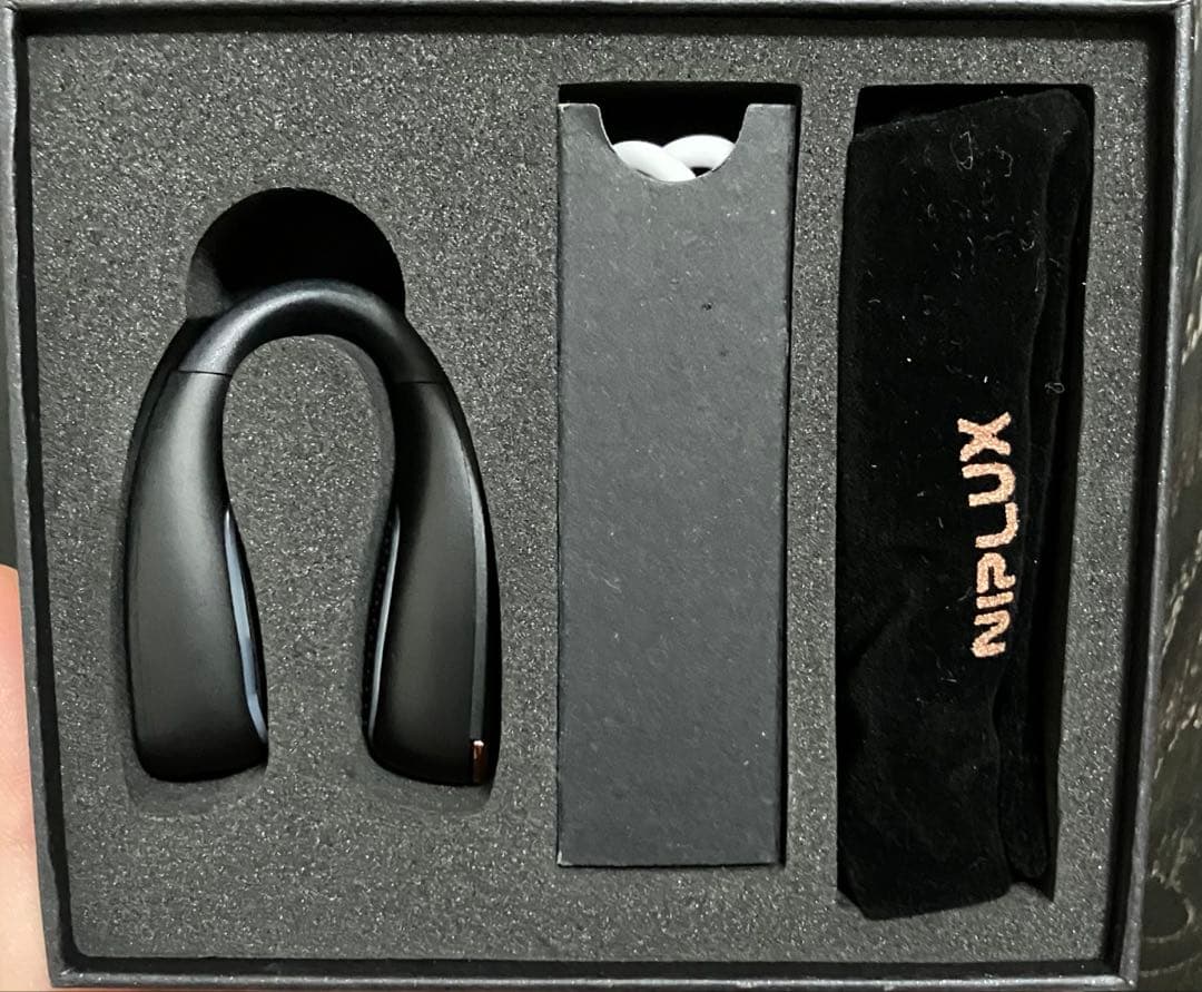 【最終値下げ】NIPLUX QNose キュノーズ 鼻専用美顔器 NIPLUX公式店】QNose│キュノーズ│鼻専用美顔器│鼻から始まる美印象