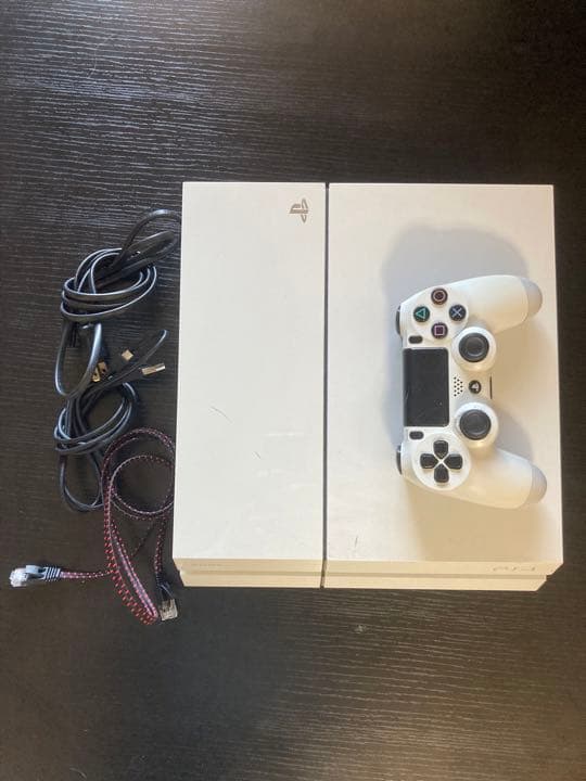 PS4 本体　グレイシャーホワイト　500GB PlayStation 4 (プレイステーション4) グレイシャー・ホワイト 500GB