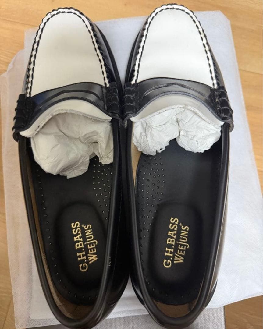 G.H. BASS Weejuns ブラックホワイトローファー uk7 - メルカリ