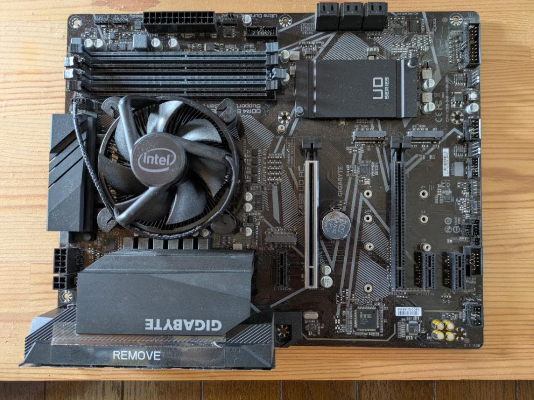 GIGABYTE Z490 UD AC マザーボード + CPU + メモリー Z490 UD AC (Rev. 1.0) - GIGABYTE U.S.A.