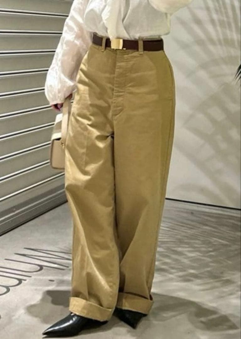 Whim Gazette 【GEMINI】 テーパードパンツ 38 ベージュ - メルカリ